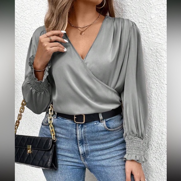 Luxe surplice neck blouse - Picture 13 of 15